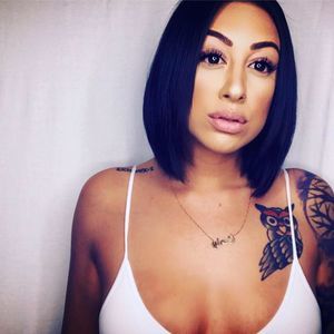 Meet your Posher, Carly